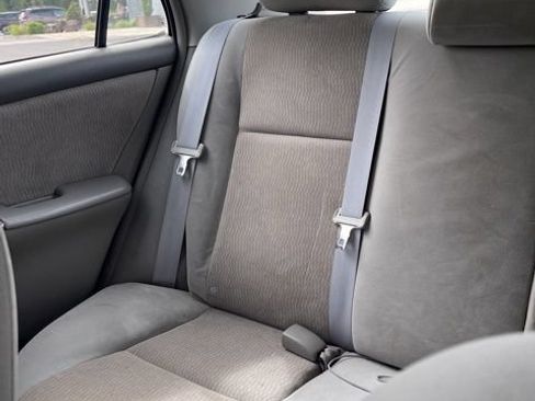 Used 2007 Toyota Corolla CE FWD image 8