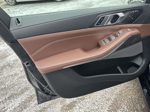 Certified 2024 BMW X7 xDrive40i image 25