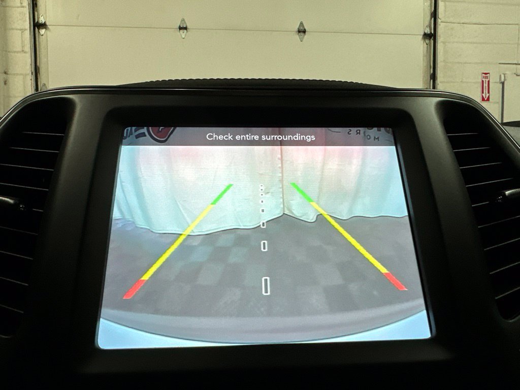 Used 2022 Jeep Cherokee Latitude AWD/4WD image 26