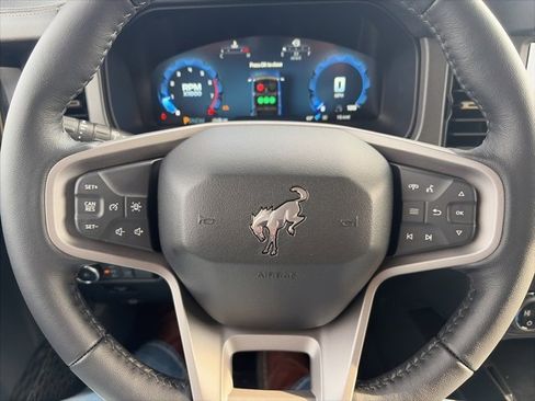 New 2025 Ford Bronco Badlands w/ Sasquatch Package image 21