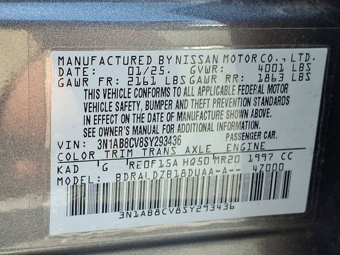 Used 2025 Nissan Sentra SV w/ All-Weather Package FWD image 26