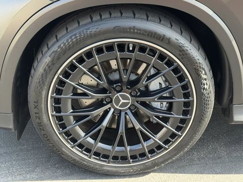 Used 2024 Mercedes-Benz GLC 43 AMG 4MATIC image 15