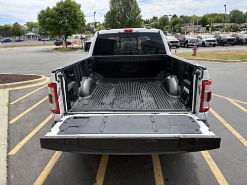 Used 2021 Ford F150 Lariat w/ Equipment Group 502A High AWD/4WD image 7