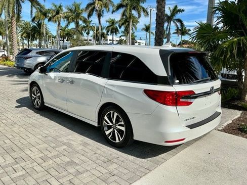 Certified 2022 Honda Odyssey Touring image 4