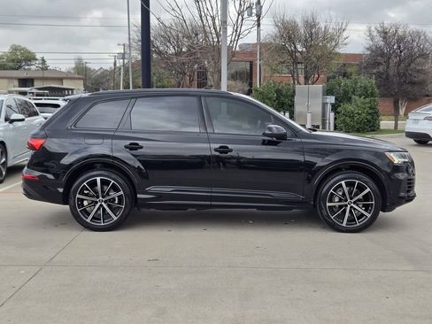 Certified 2024 Audi Q7 3.0T Premium Plus image 7