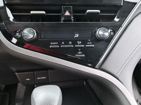 Used 2024 Toyota Camry LE FWD image 23
