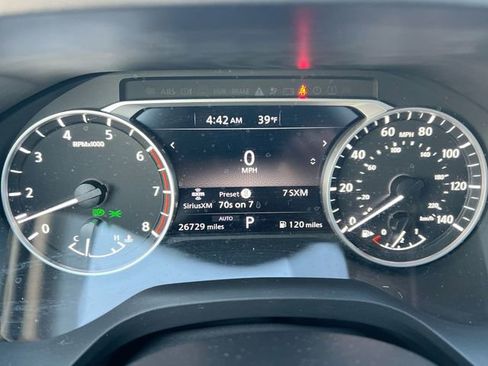 Used 2023 Nissan Rogue SL image 12