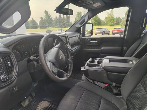 Used 2021 Chevrolet Silverado 2500 Custom w/ Custom Value Package AWD/4WD image 13
