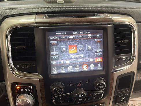 Used 2017 RAM 1500 Laramie w/ Convenience Group AWD/4WD image 23