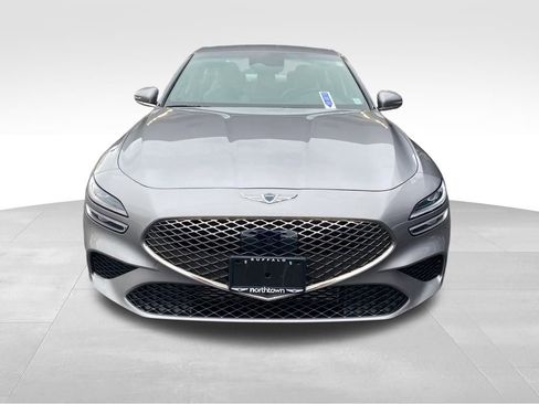 Used 2023 Genesis G70 2.0T image 11