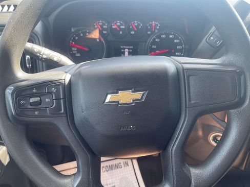 Used 2022 Chevrolet Silverado 1500 Custom AWD/4WD image 11