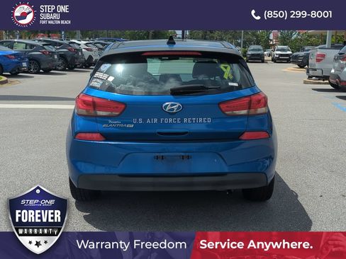 Used 2018 Hyundai Elantra GT w/ Tech Package 03 FWD image 6