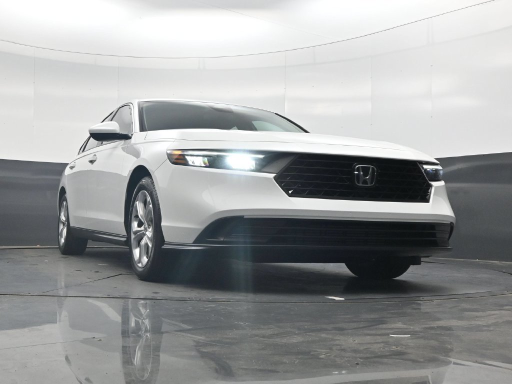 Certified 2025 Honda Accord LX image 25