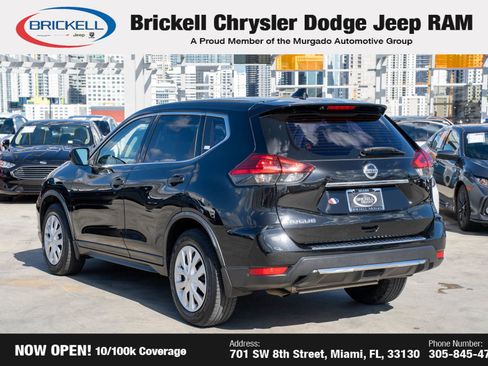 Used 2017 Nissan Rogue S image 7