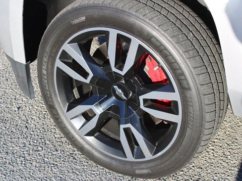 Used 2019 Chevrolet Tahoe Premier image 8