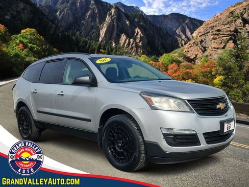 Used 2017 Chevrolet Traverse LS AWD/4WD image 1