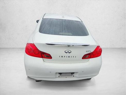 Used 2013 INFINITI G37 x Sedan w/ Premium Pkg AWD/4WD image 6