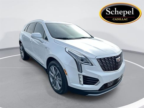 Certified 2025 Cadillac XT5 Premium Luxury w/ LPO, Floor Liner Package image 1