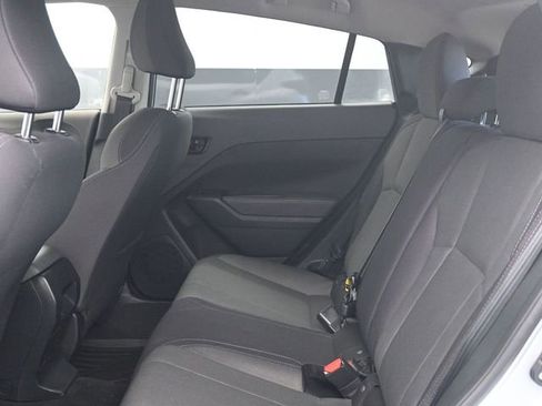 Used 2024 Subaru Crosstrek 2.0i image 5