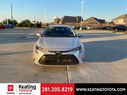 Used 2025 Toyota Corolla LE