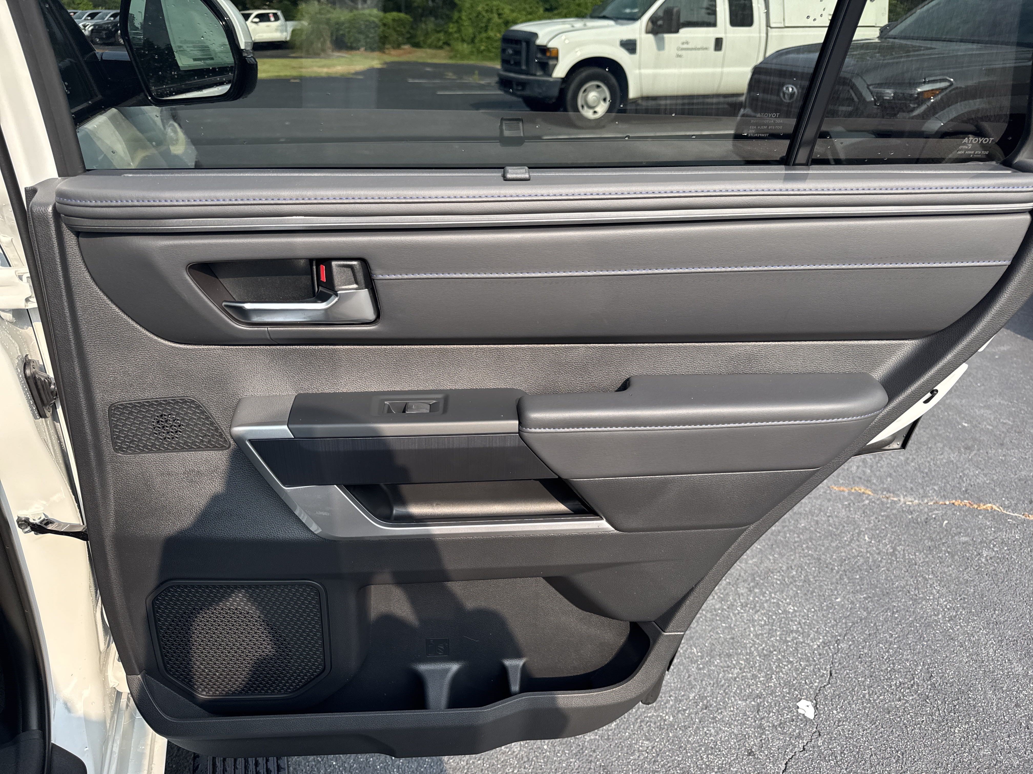 New 2025 Toyota Sequoia Platinum AWD/4WD image 34
