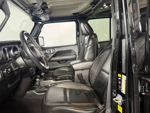 Used 2021 Jeep Wrangler Unlimited Sahara AWD/4WD image 20