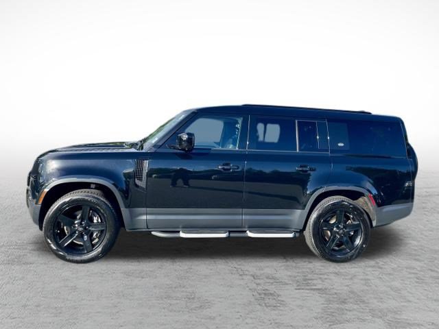 Used 2023 Land Rover Defender 130 SE AWD/4WD image 8
