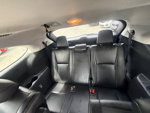 Used 2023 Toyota Highlander Limited AWD/4WD image 18