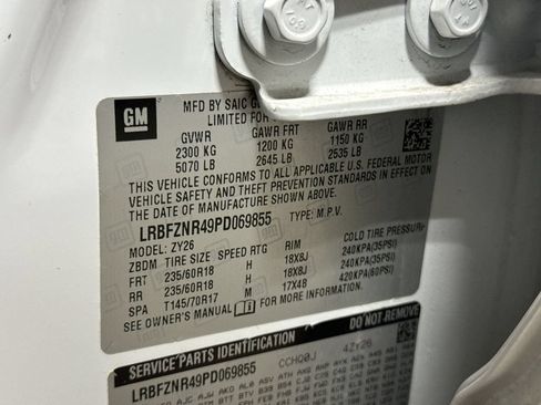 Used 2023 Buick Envision Essence FWD image 27