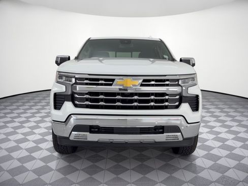 Used 2025 Chevrolet Silverado 1500 LTZ AWD/4WD image 6