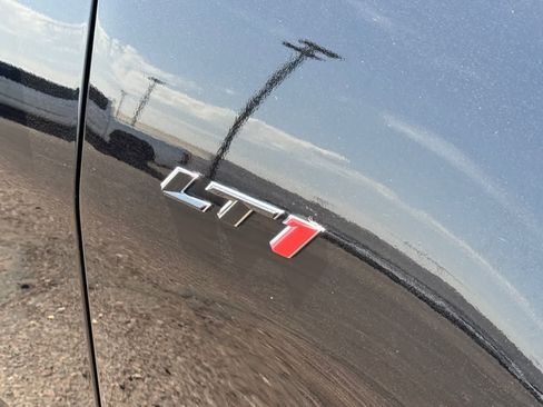Used 2021 Chevrolet Camaro LT RWD image 7