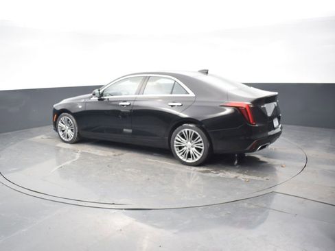 Used 2022 Cadillac CT4 Premium Luxury image 3