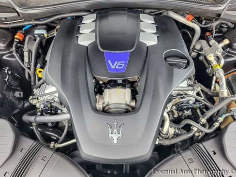 Used 2022 Maserati Ghibli Modena Q4 image 25