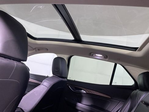 Used 2021 Buick Envision Avenir w/ Technology Package II image 14