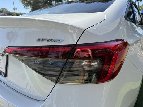 Used 2024 Honda Civic Sport image 12
