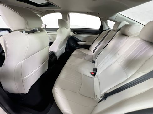 Used 2018 Honda Accord EX-L image 25