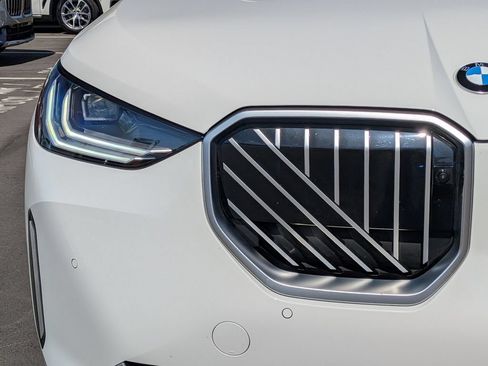 Used 2025 BMW X3 xDrive30i AWD/4WD image 19