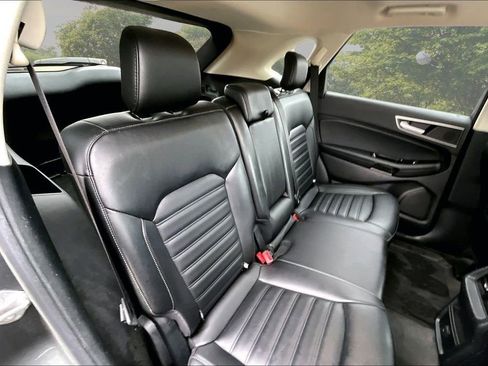 Certified 2020 Ford Edge SEL image 26