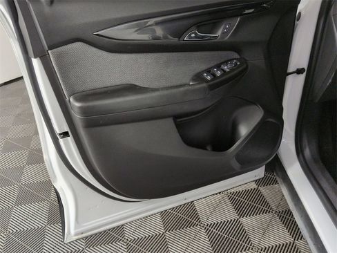 Used 2024 Chevrolet TrailBlazer LT w/ LT Cold Weather Package image 20