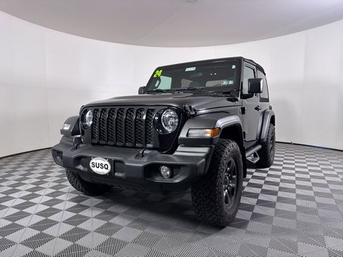 Used 2024 Jeep Wrangler Sport image 22