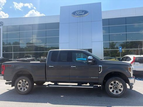 Used 2018 Ford F250 Lariat w/ Lariat Ultimate Package AWD/4WD image 4