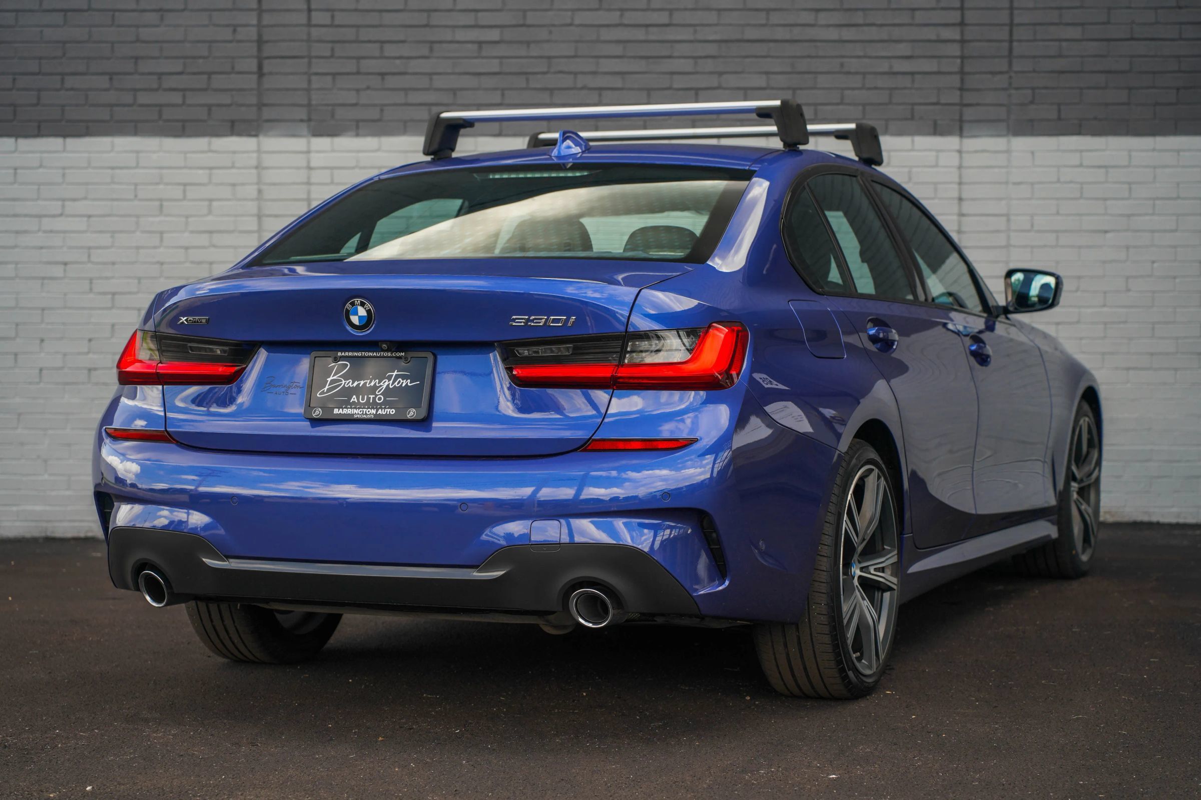 Used 2019 BMW 330i xDrive Sedan w/ M Sport Package AWD/4WD image 6