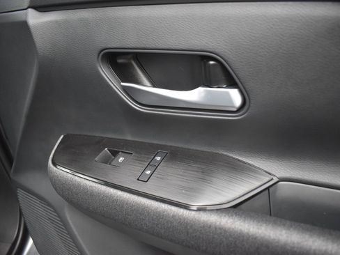 New 2026 Nissan Kicks SV w/ Cold Weather Package image 24