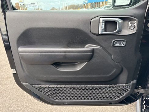 Used 2021 Jeep Wrangler Rubicon image 22