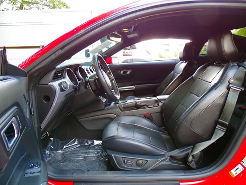 Used 2020 Ford Mustang GT Premium RWD image 16