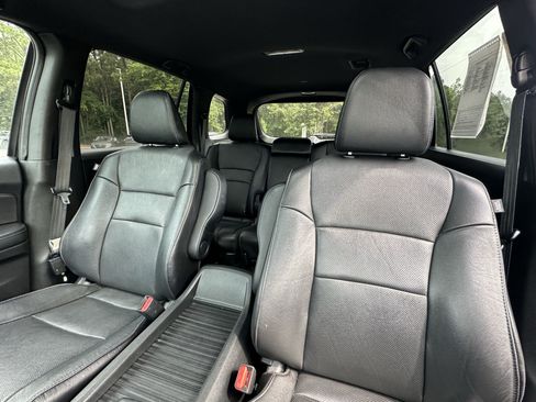 Used 2023 Honda Passport EX-L image 8