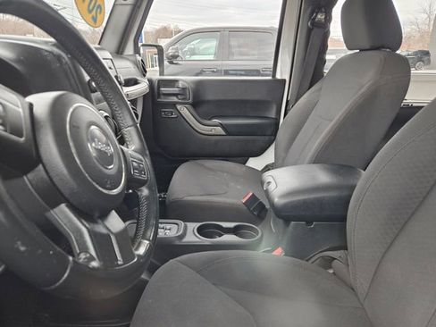 Used 2015 Jeep Wrangler Sport w/ Quick Order Package 24S AWD/4WD image 27