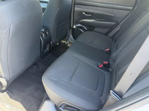 Used 2025 Hyundai Tucson SEL AWD/4WD image 17