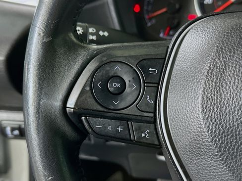 Used 2022 Toyota Corolla SE FWD image 16