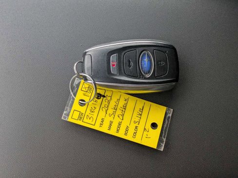 Used 2023 Subaru Outback Touring XT image 34